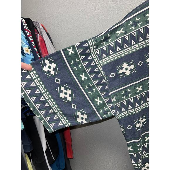 Vintage All Over Print Shirt Southwest Aztec Green Blue American Basics Tee XL - Picture 3 of 9